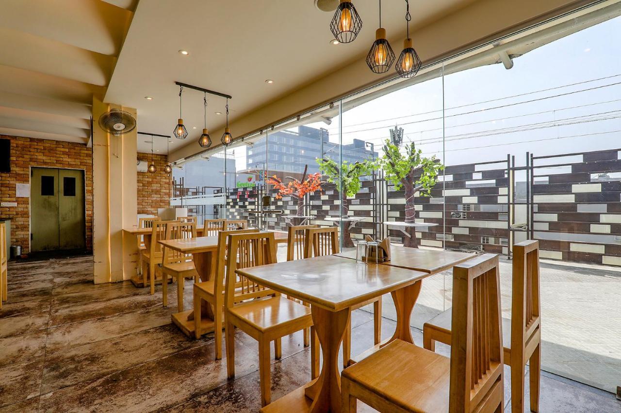 Townhouse Geetraj Near Shalimar Gateway Hotel