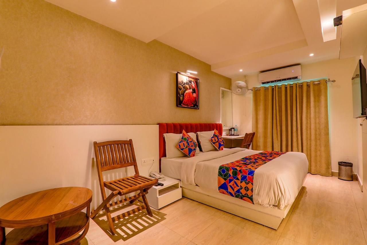 Hotel Townhouse Geetraj Near Shalimar Gateway Lucknow