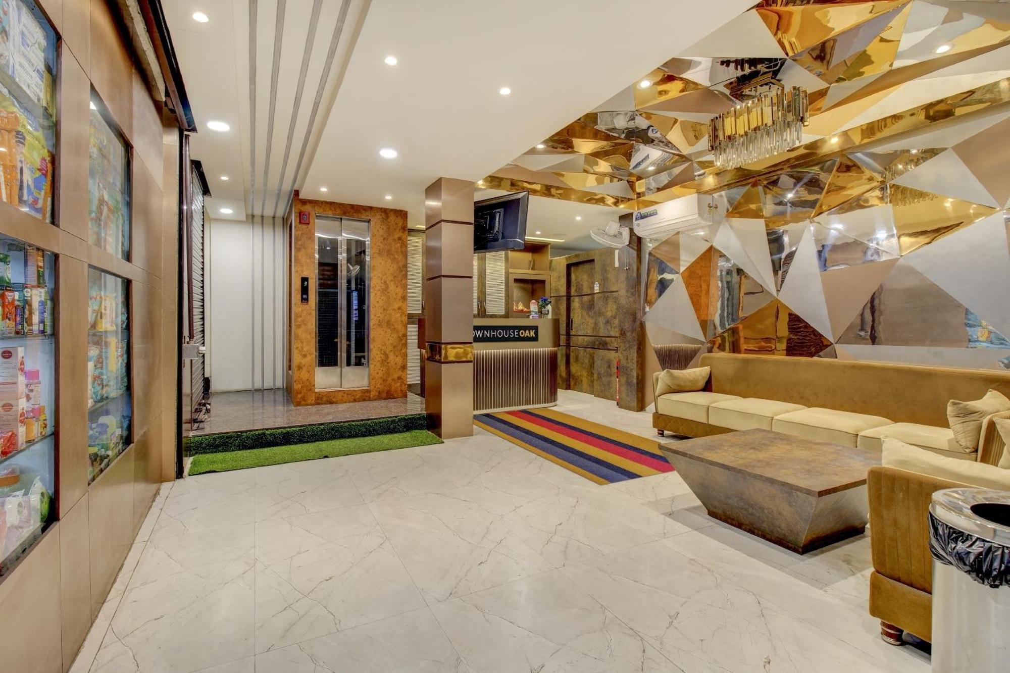 Townhouse Geetraj Near Shalimar Gateway 3* Lucknow