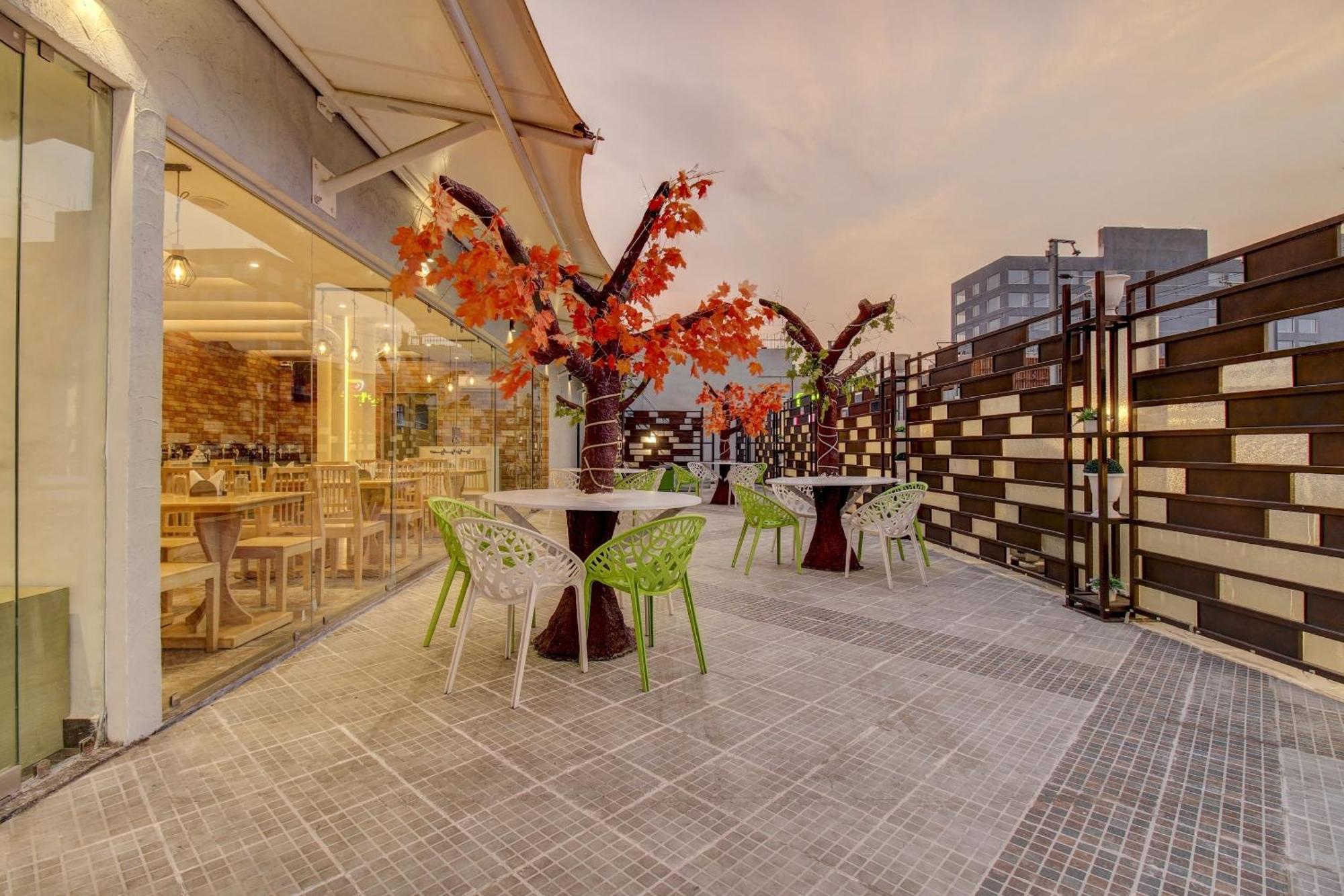 Townhouse Geetraj Near Shalimar Gateway Hotel 3*